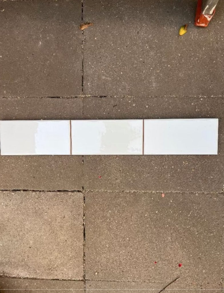 34 Witjes van 45 cm x 7,5 cm, 40 tot 60 cm, Nieuw, Minder dan 5 m², Wandtegels
