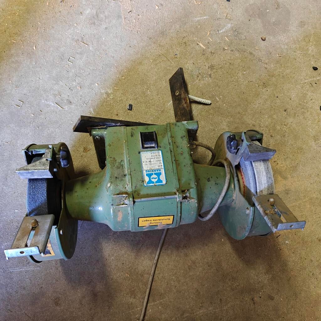 Werkbank tafel slijpmachine 220V, Doe-het-zelf en Verbouw, Gereedschap | Slijpmachines, Ophalen, Minder dan 700 watt, Werkbankslijpmachine