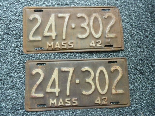 Paar USA License plate / kentekenplaten Massachusetts 42 USA, Verzenden, Gebruikt, Auto's