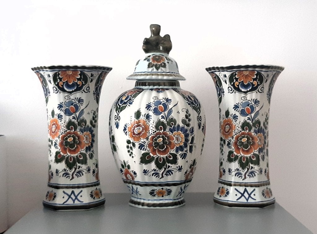 Delftsblauw Polychroom vierdelig kaststel, Antiek en Kunst, Ophalen