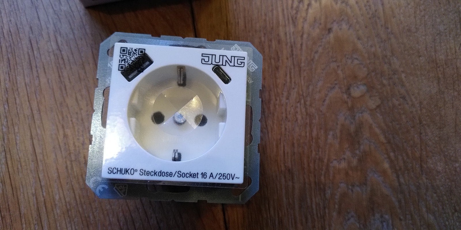 jung wandcontactdoos usb en usb-c, Doe-het-zelf en Verbouw, Elektra en Kabels, Ophalen of Verzenden, Nieuw, Stopcontact