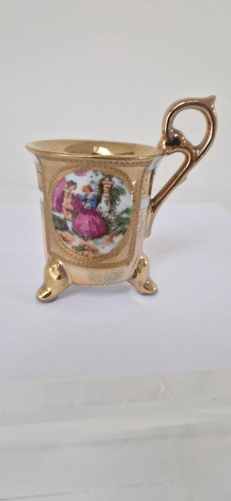 antiek porseleinen melkkannetje, Ophalen of Verzenden