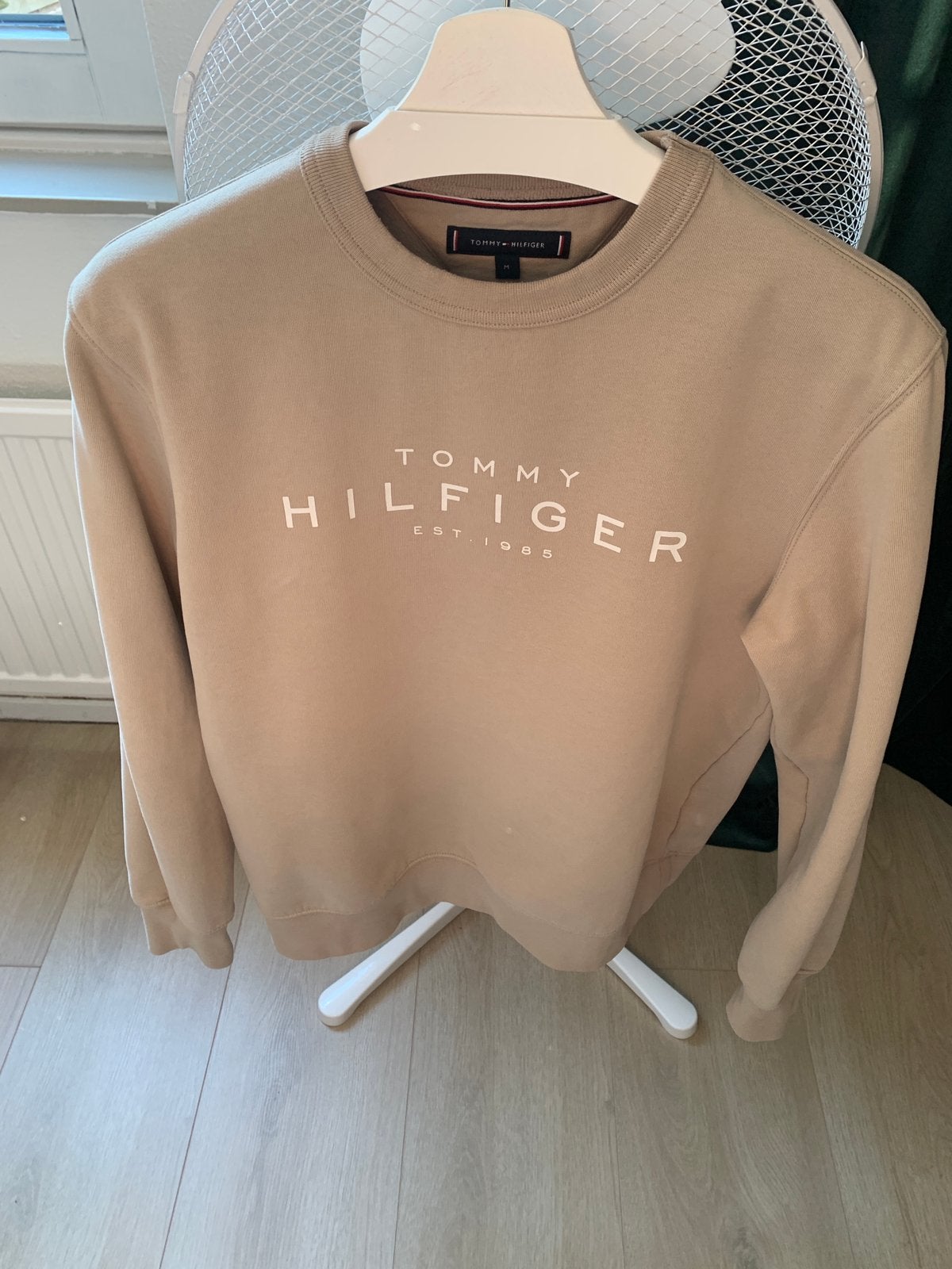 Tommy Hilfiger trui, Ophalen of Verzenden, Zo goed als nieuw, Maat 46 (S) of kleiner, Beige
