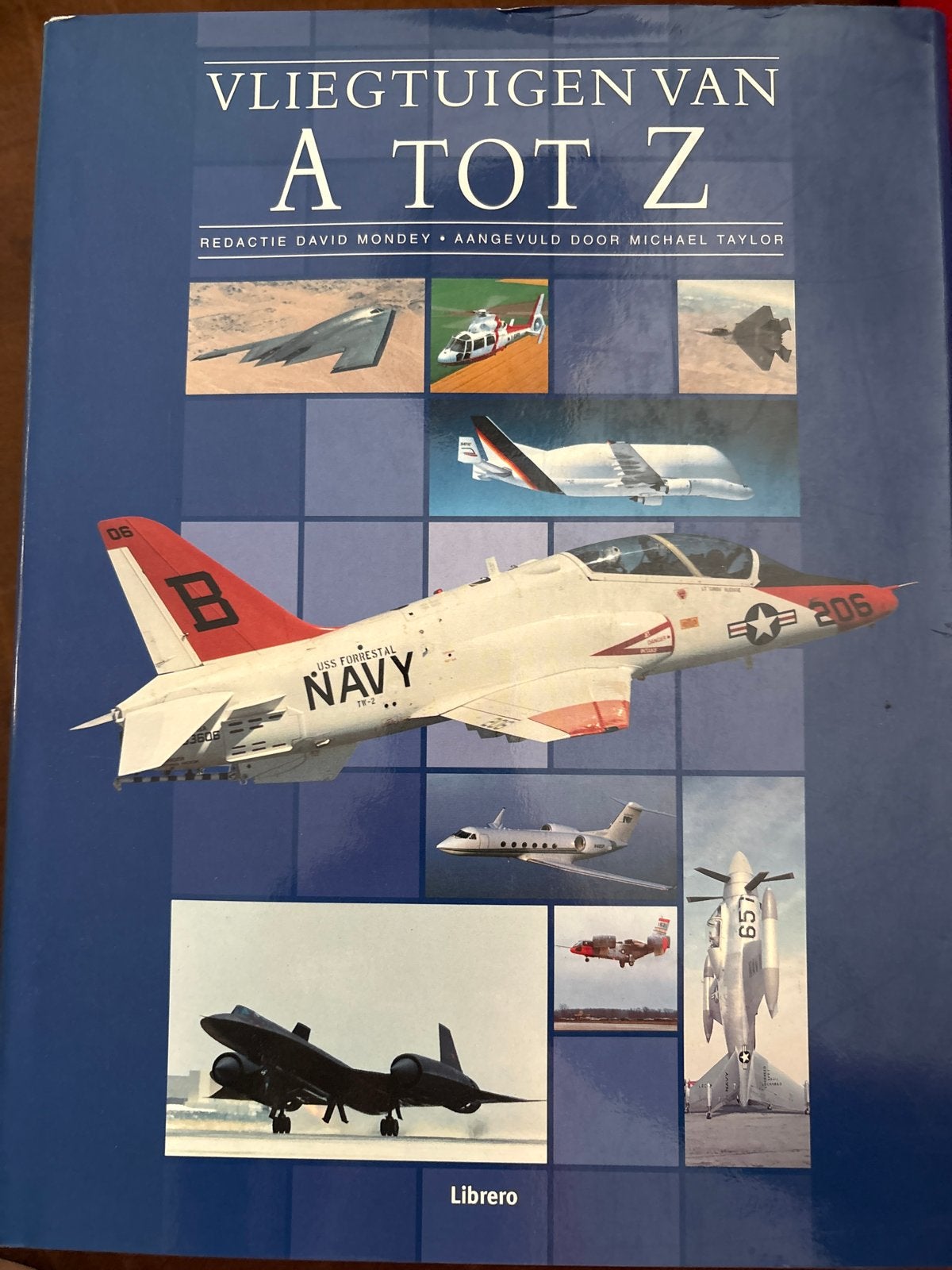Vliegtuigen van A tot Z - Hardcover encyclopedie, Boeken, Ophalen of Verzenden, Gelezen, Vliegtuig