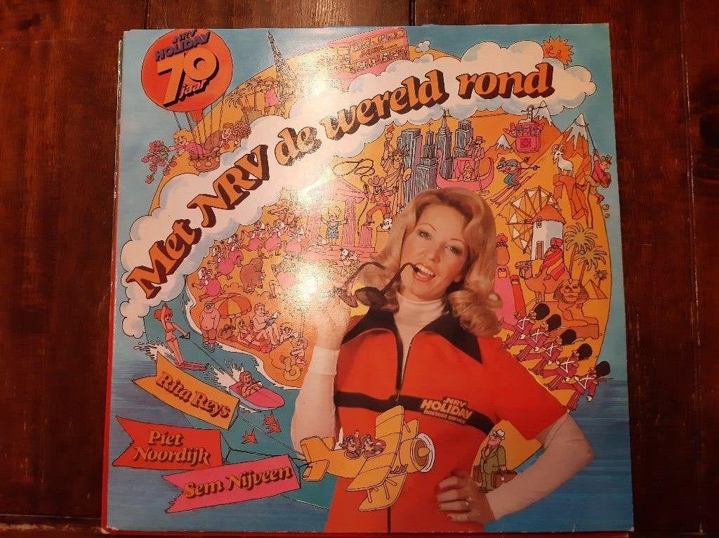LP Met N.R.V. de wereld rond / Various artists (1975), LP, Gebruikt, Ophalen of Verzenden, Complilatie