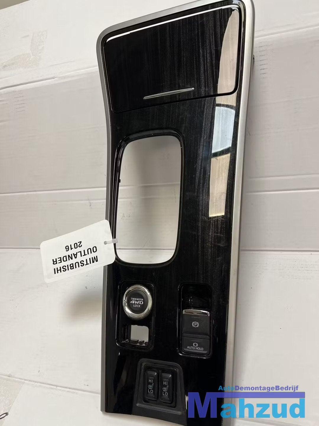 MITSUBISHI OUTLANDER PHEV EV Middenconsole start stop 2013+, Info@mitsubishi-motors.com, Gebruikt, Mitsubishi Motors Corporation