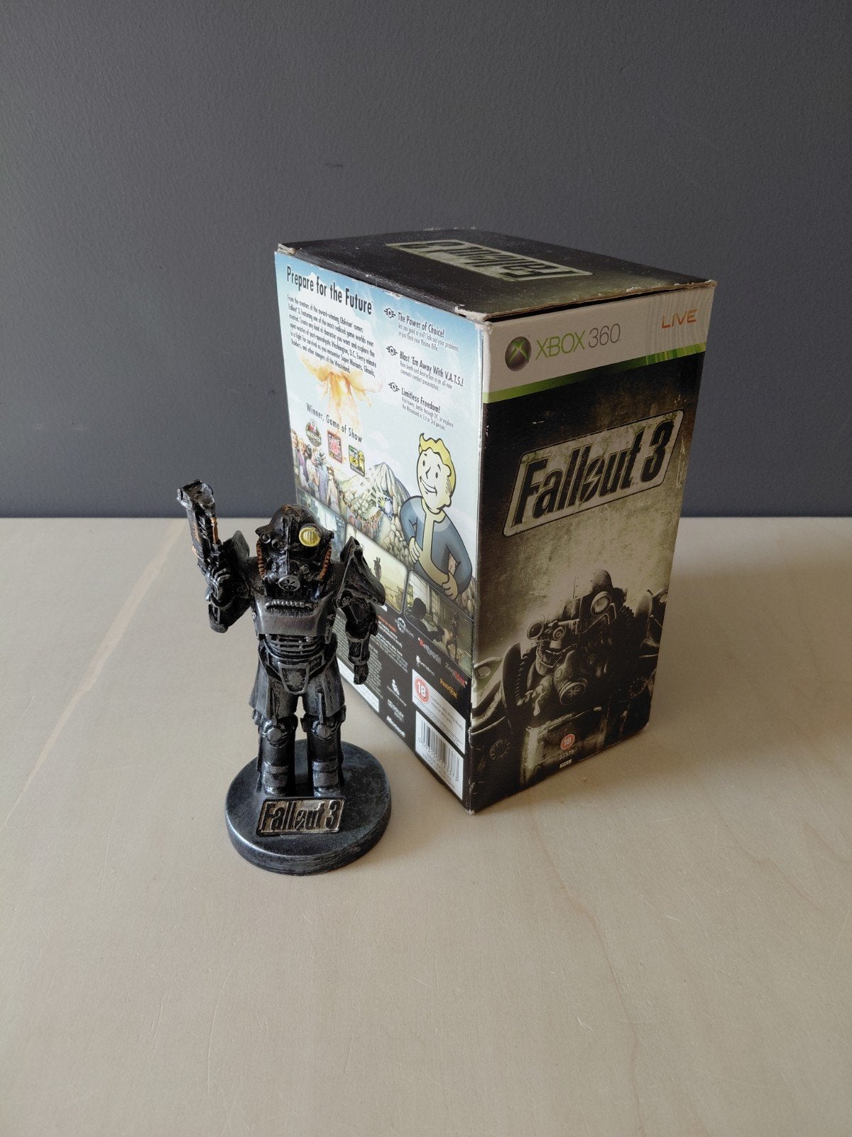 Fallout 3 Brotherhood of Steel figure, Ophalen of Verzenden, Zo goed als nieuw