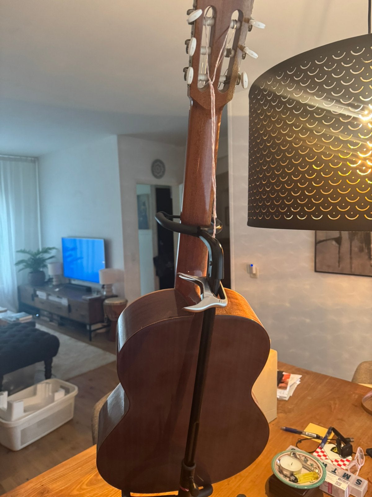 Alhambra gitaar in nieuwstaat, Muziek en Instrumenten, Ophalen, Zo goed als nieuw