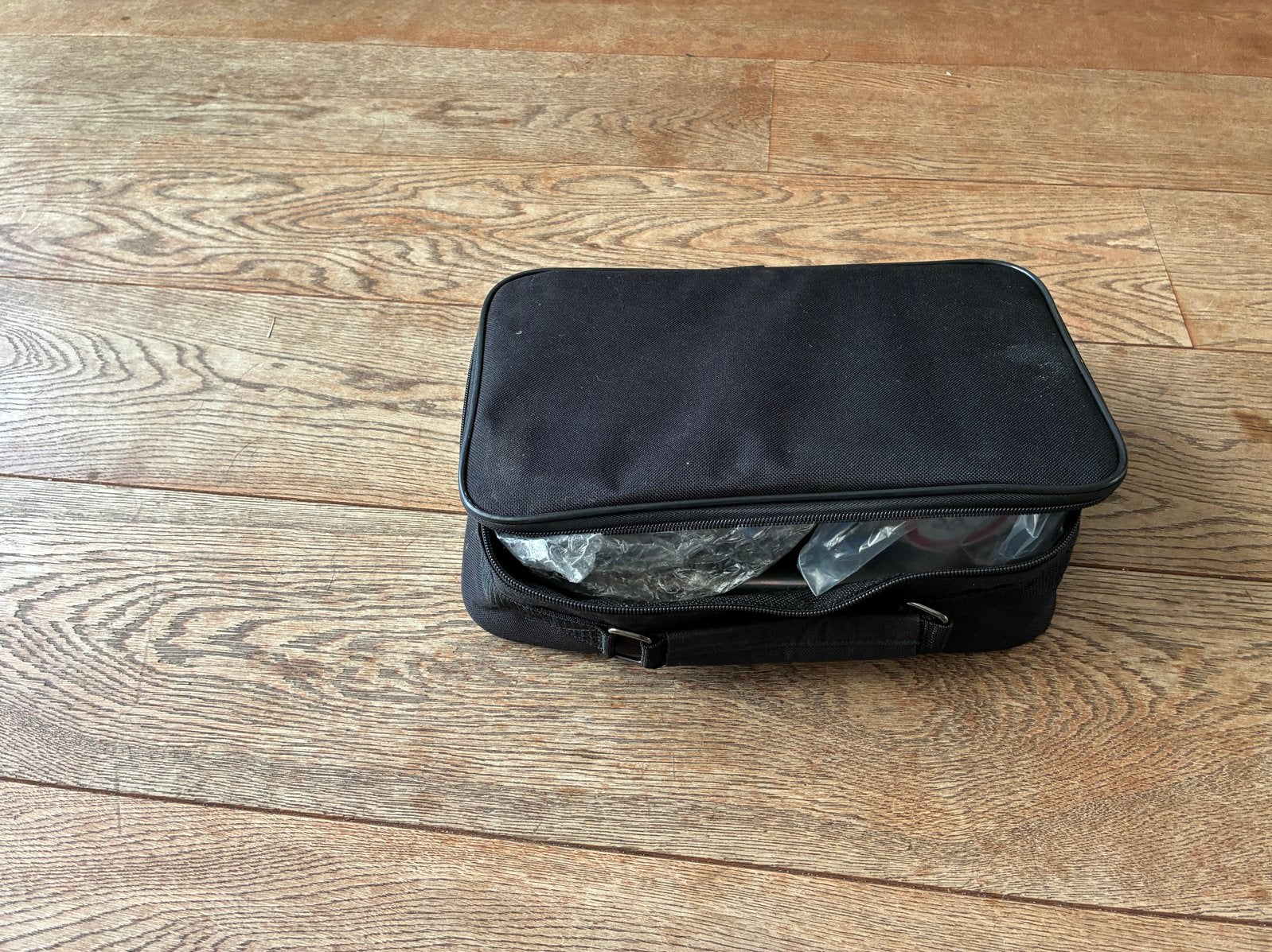 Opel bandenreparatieset met compressor en sealant, Auto diversen, Ophalen of Verzenden, Zo goed als nieuw