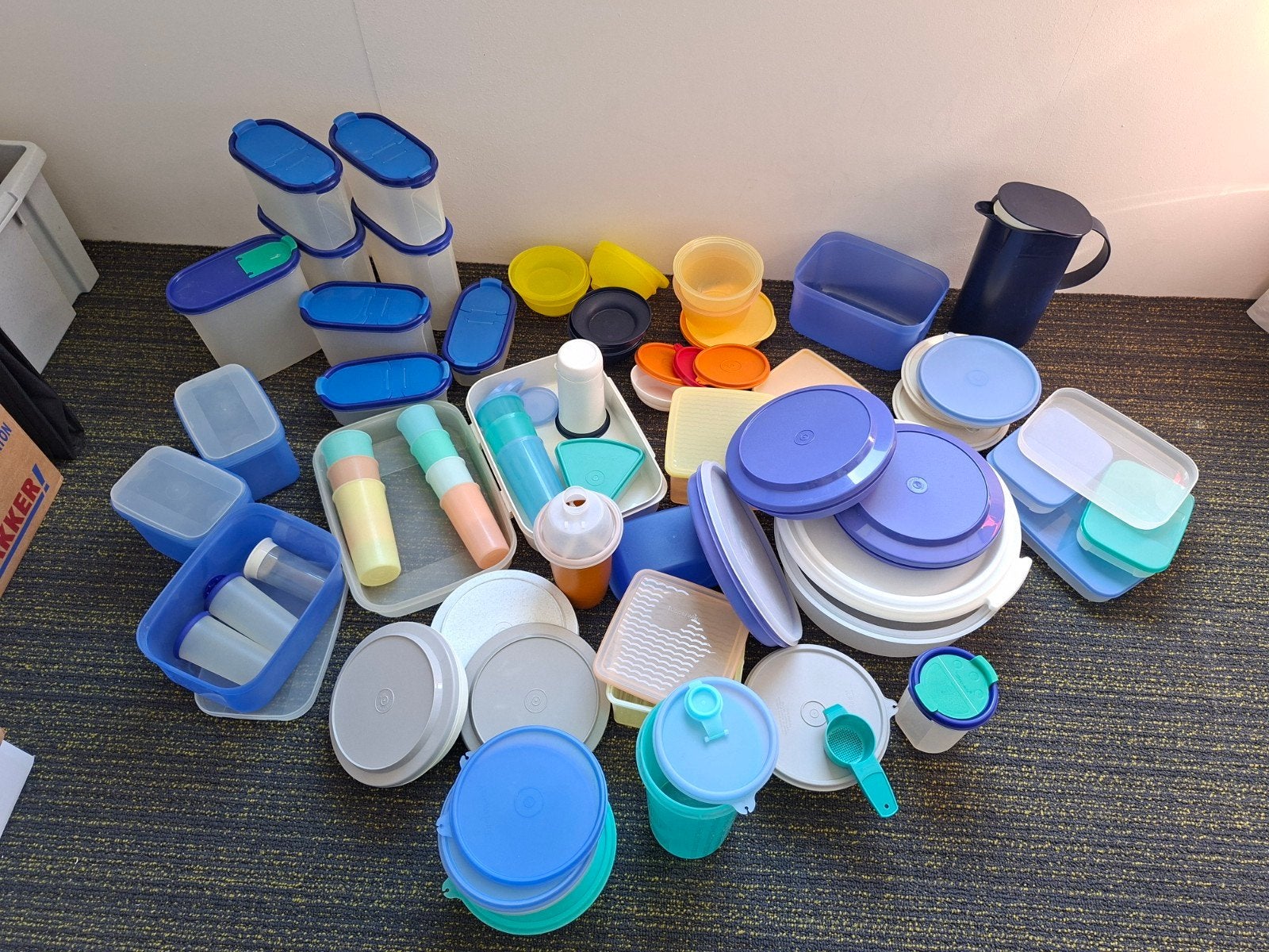 Grote partij Tupperware (voorraaddozen verkocht), Ophalen of Verzenden, Overige typen