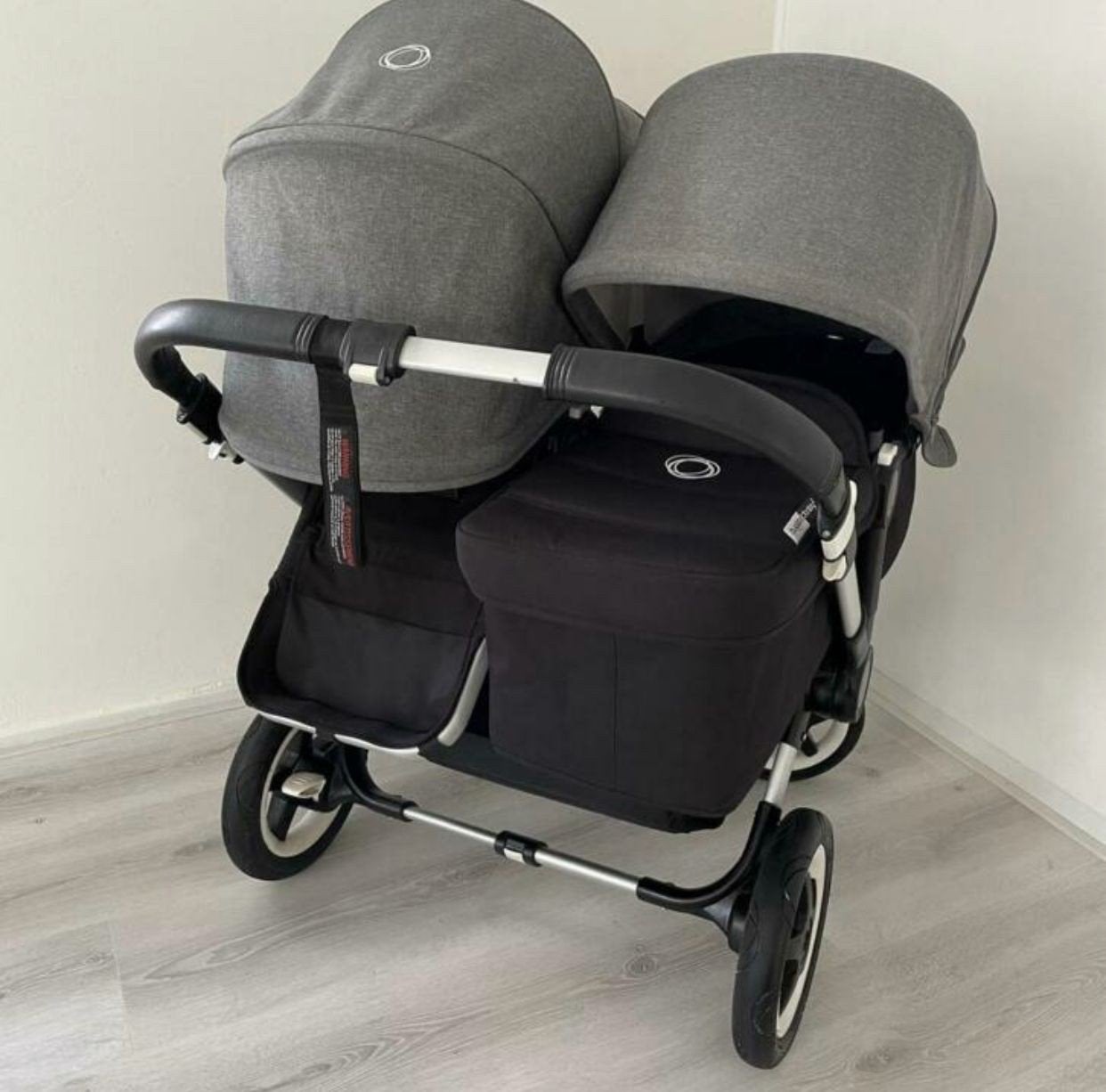 Prachtige Bugaboo donkey duowagen black /Grey melange kleur, Kinderen en Baby's, Kinderwagens en Combinaties, Ophalen of Verzenden