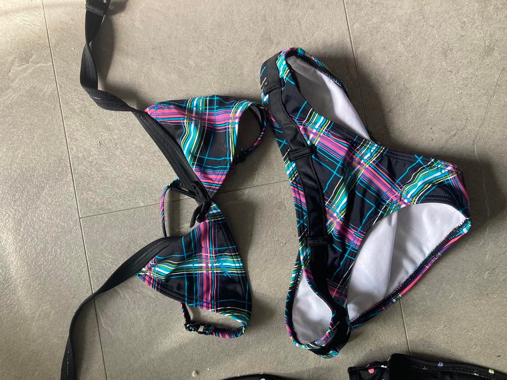 Bikinis maat 152 158, Kleding | Dames, Badmode en Zwemkleding, Ophalen of Verzenden, Zo goed als nieuw, Blauw, Badpak