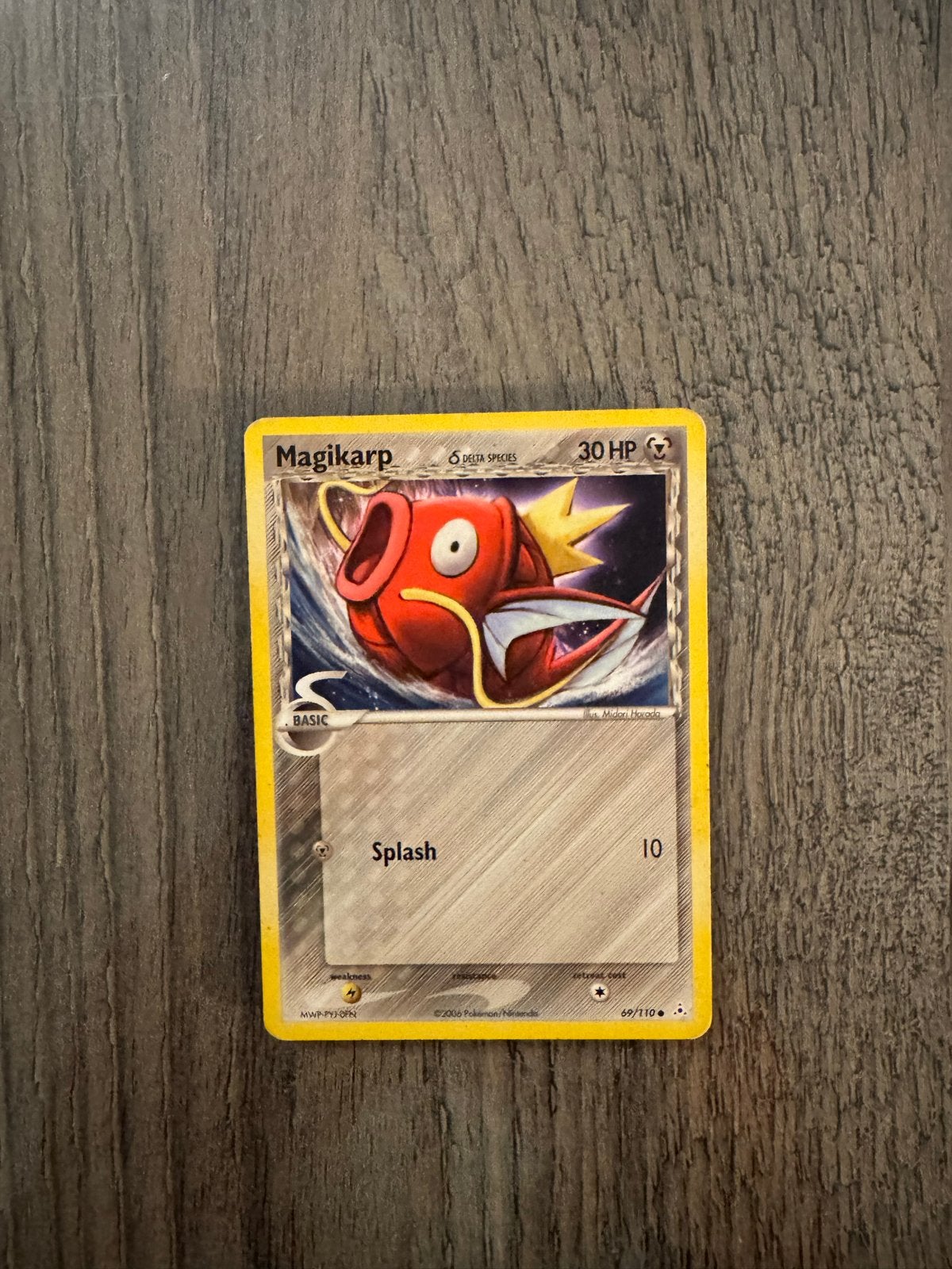Magikarp Delta Species Pokémon Kaart (69/110), Ophalen of Verzenden, Gebruikt, Losse kaart