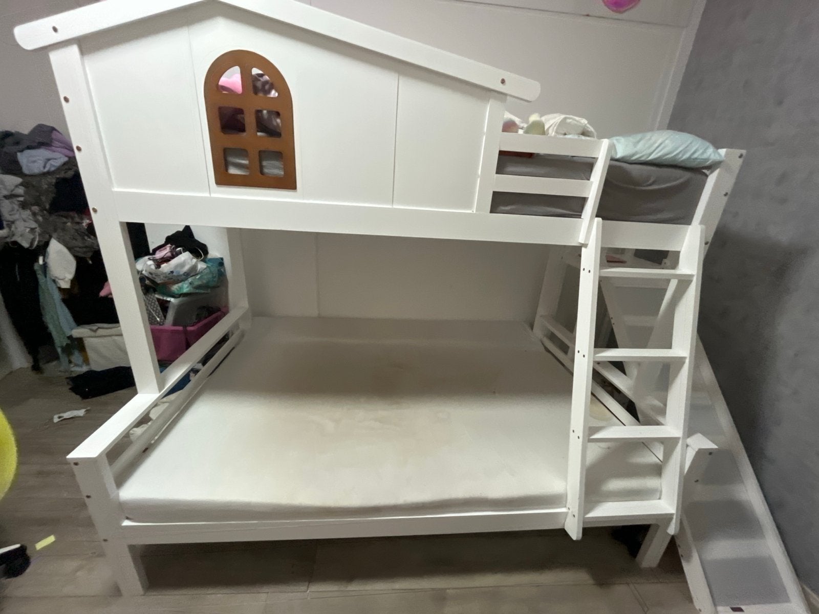Stapelbed met huisje en glijbaan - Zo goed als nieuw, Ophalen, 90 cm, Eenpersoons, Zo goed als nieuw