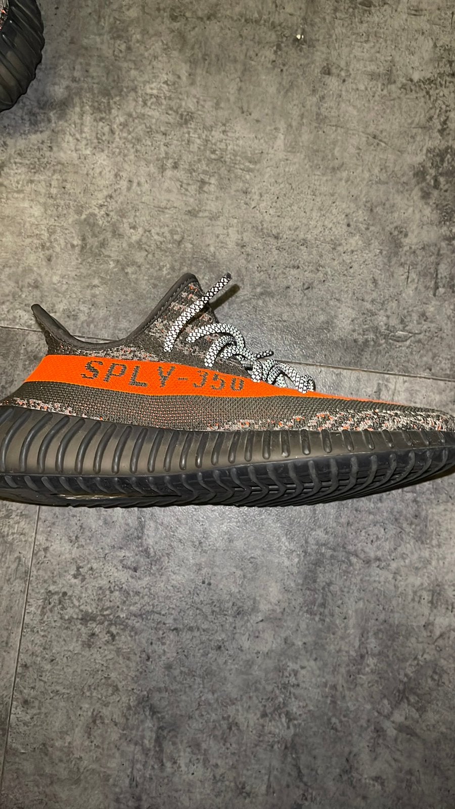 Yeezy 350 boost, Ophalen of Verzenden, Zo goed als nieuw