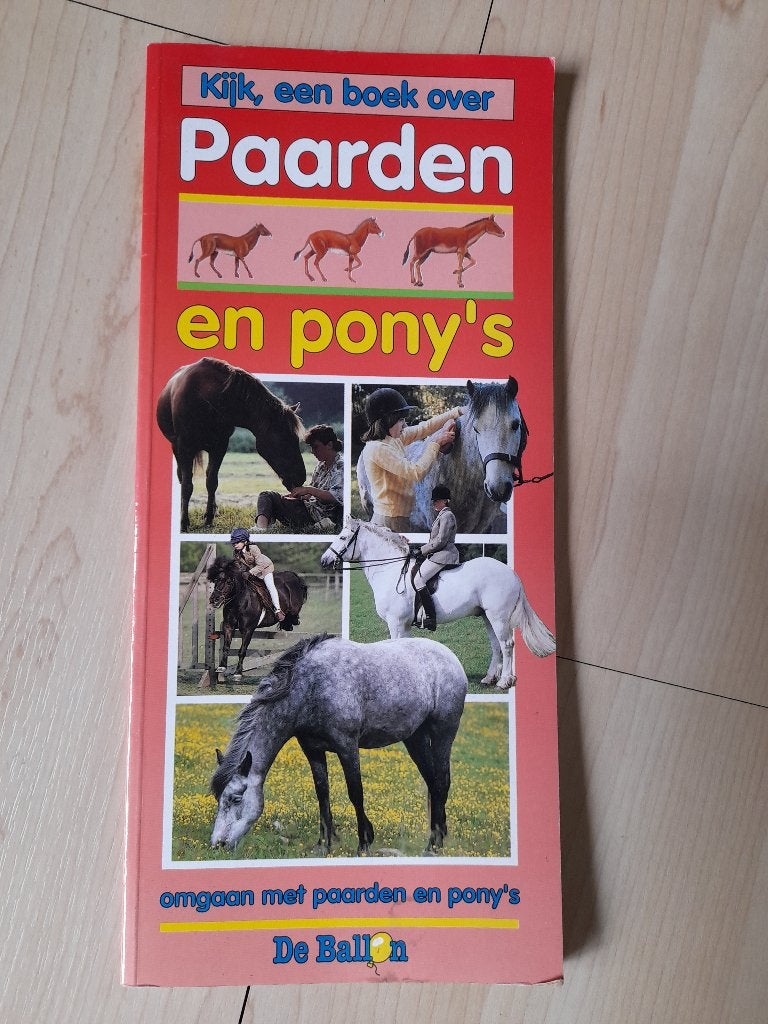 KIJK EEN BOEK OVER PAARDEN EN PONY's   PR Winkelaar, Ophalen of Verzenden, Gelezen