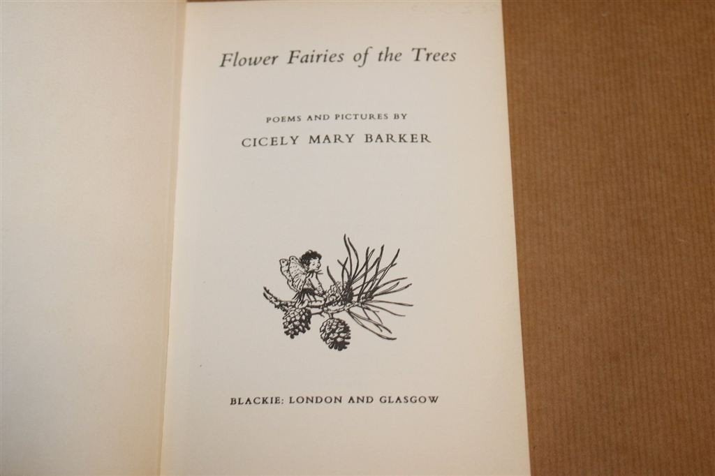Flower Fairies of the Trees — Cicely M. Barker, 1974, Ophalen of Verzenden, Gelezen