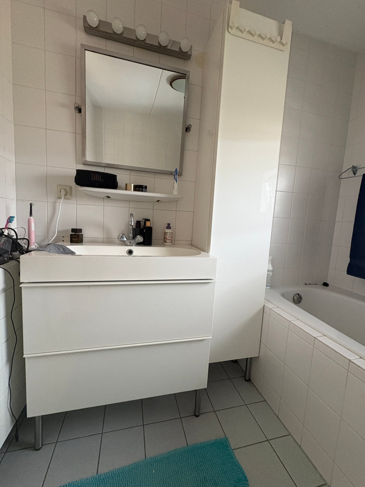 Hoge kast en ladenkast hoogglans wit ikea, Ophalen, (Half)hoge kast, Minder dan 50 cm, Zo goed als nieuw