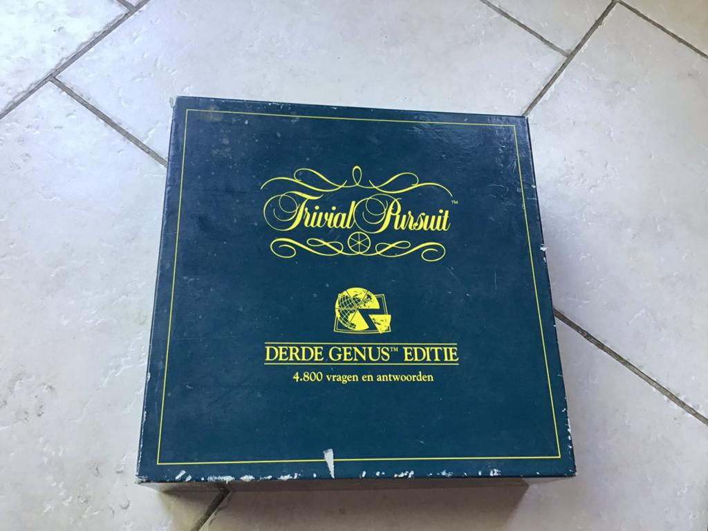 Trivial Pursuit Derde Genus Editie Bordspel, Drie of vier spelers, Ophalen of Verzenden, Gebruikt