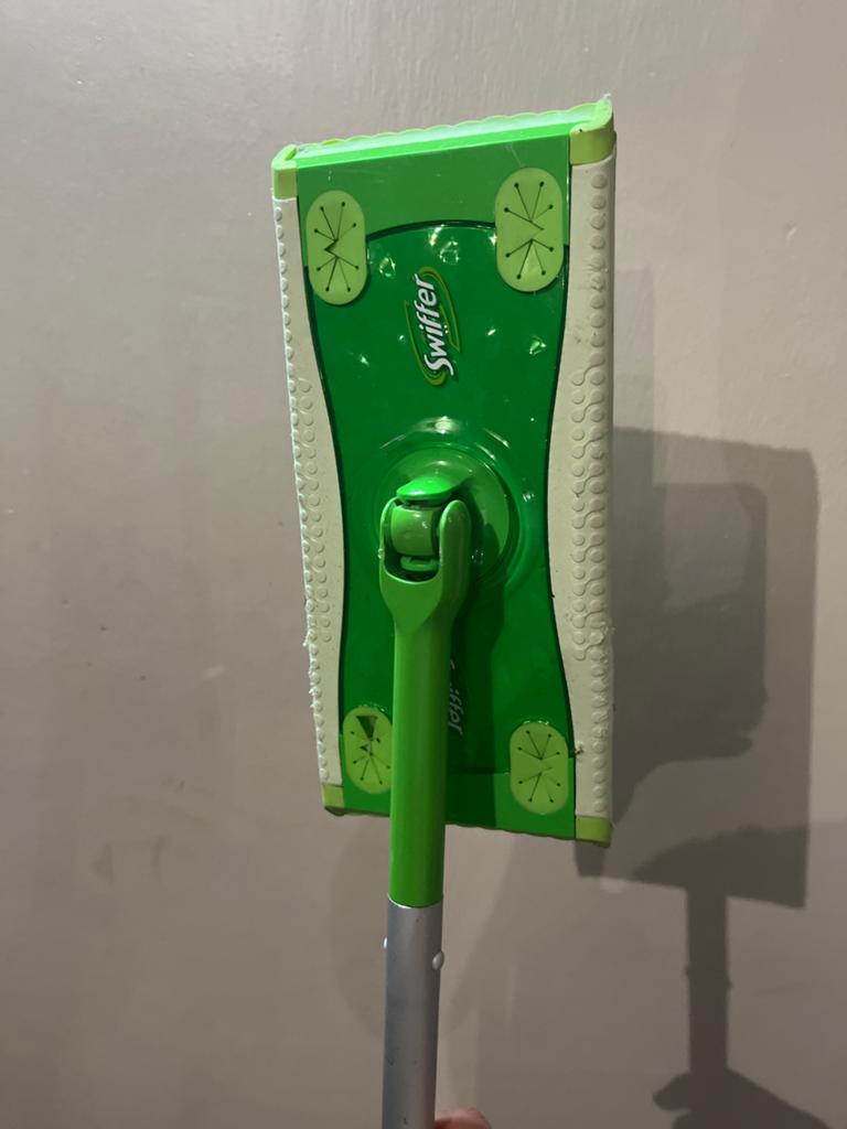 Swiffer met steel, Ophalen, Mop of Dweil