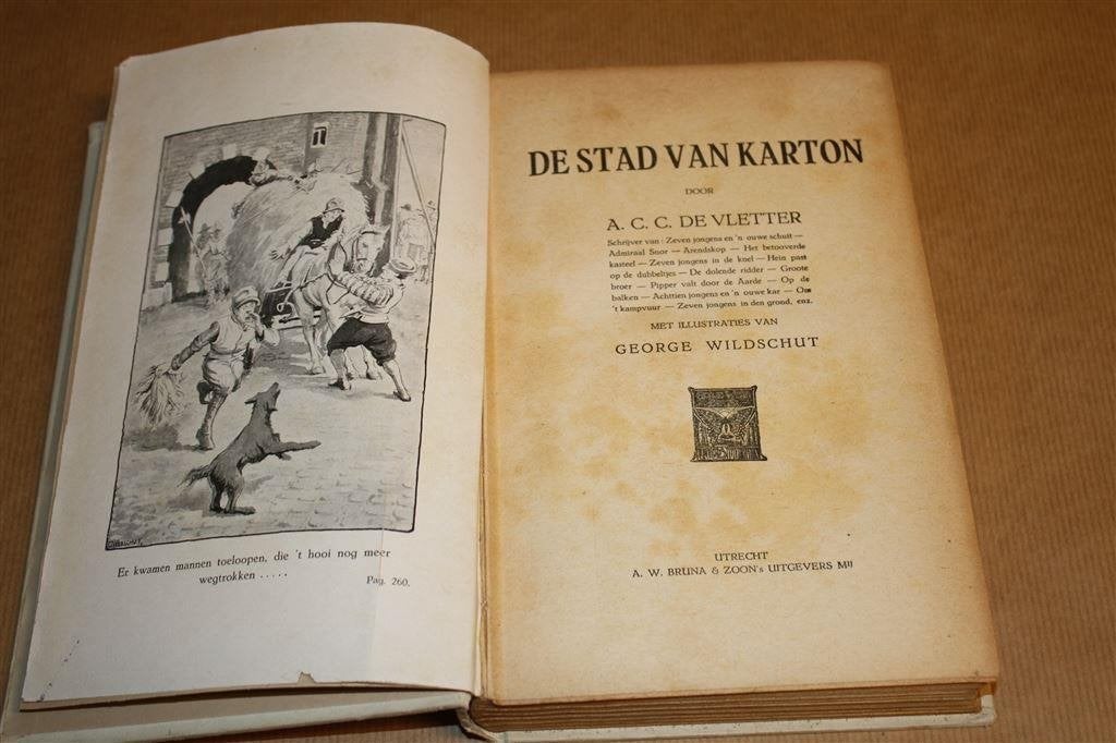 De stad van karton. Vletter. Kluitman 1e dr. 1921., Boeken, Ophalen of Verzenden, Gelezen