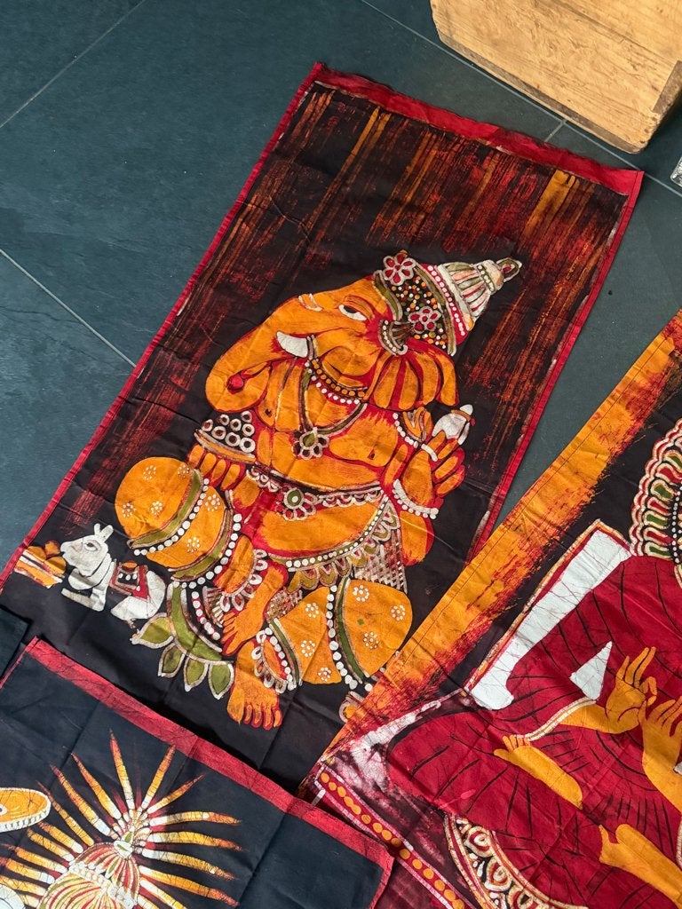 India Batik doek schilderij wandkleed Indiase handwerk, Nieuw, Ophalen of Verzenden, https://verburgtvintage.nl/#contact, Schipluidenlaan 20 5035KJ Tilburg
