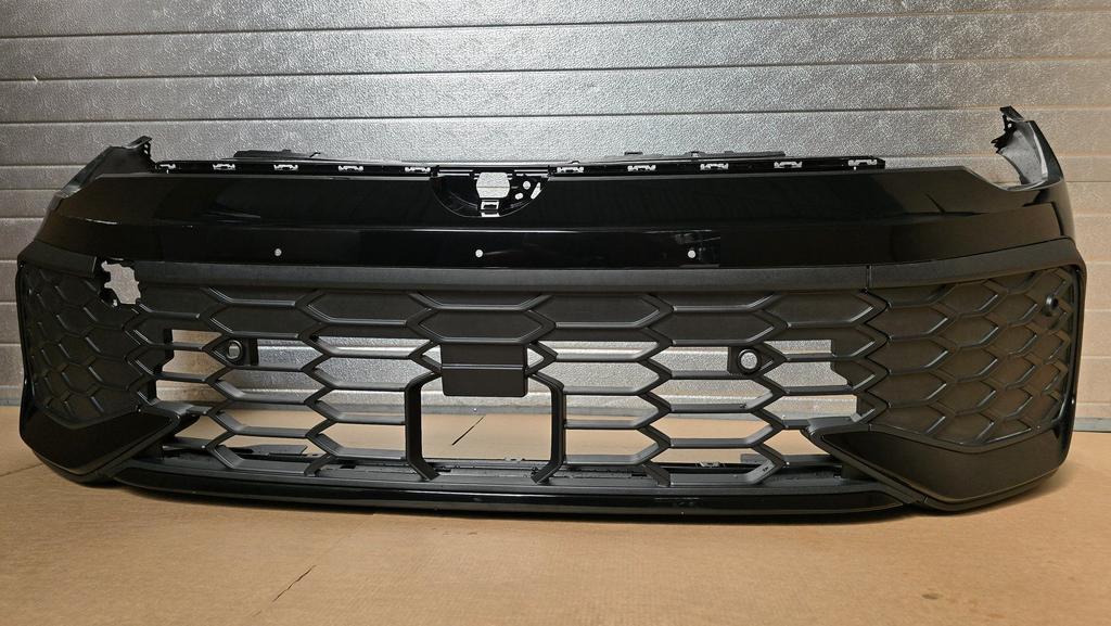 Voorbumper VW Golf 8 VIII 8.5 FACELIFT GTI GTD 6xPDC bj.2024, Gebruikt, -, Voor, Ophalen of Verzenden