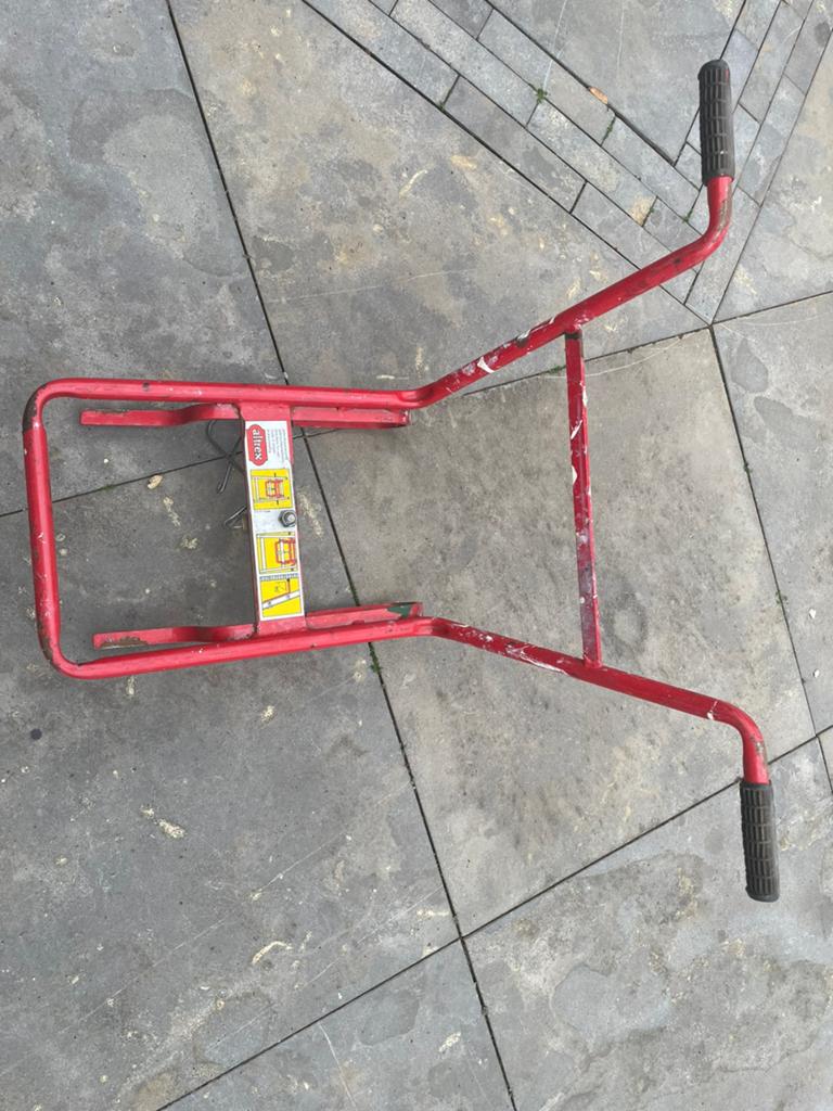 Altrex ladderafhouder, Doe-het-zelf en Verbouw, Ladders en Trappen, Ophalen, Gebruikt, Minder dan 2 meter