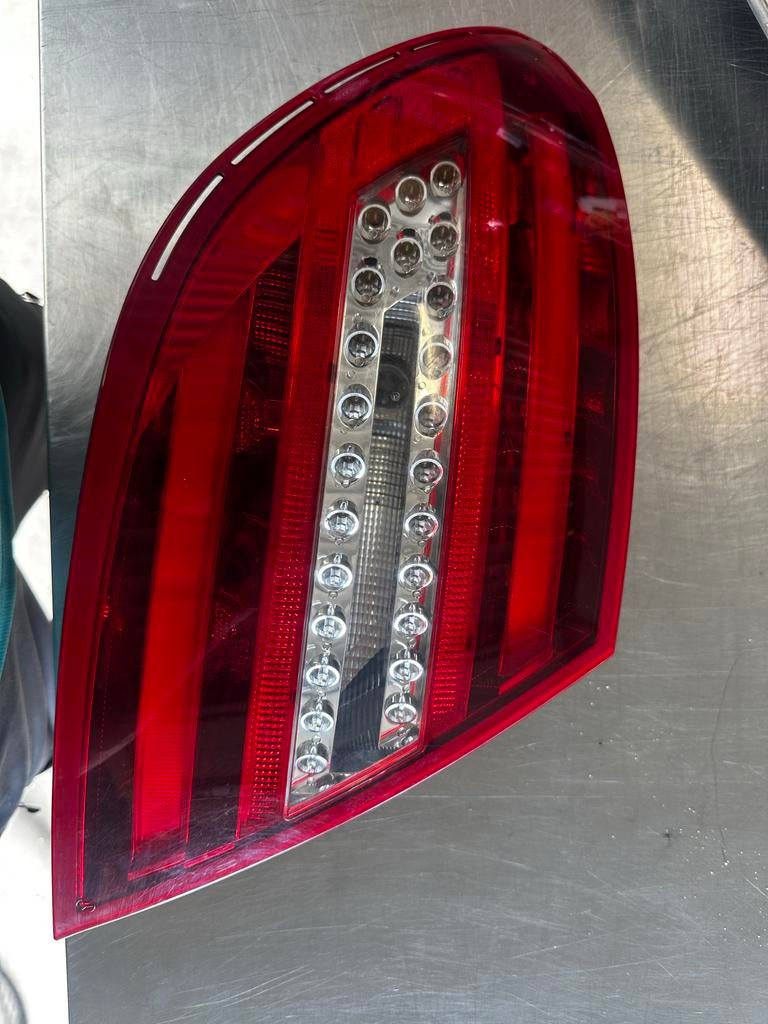 Mercedes W204 Facelift Achterlicht Links (Origineel), Ophalen, Gebruikt, Mercedes-Benz