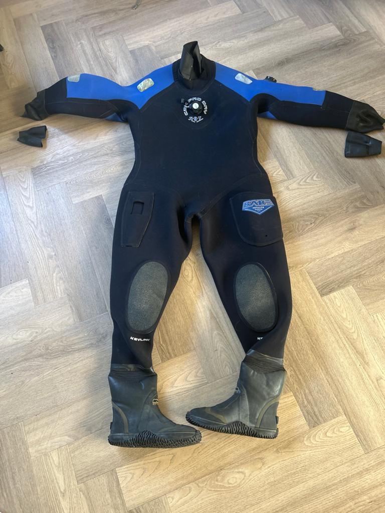 Bare droogpak - maat L, Watersport en Boten, Ophalen of Verzenden, Gebruikt, Duikpak