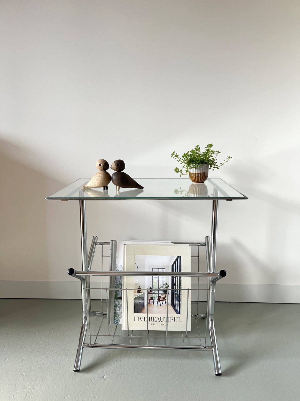 Vintage jaren 60/70 bijzettafeltje chroom/glas, Minder dan 55 cm, Gebruikt, Metaal of Aluminium, Sixties, retro, jaren 60, midcentury