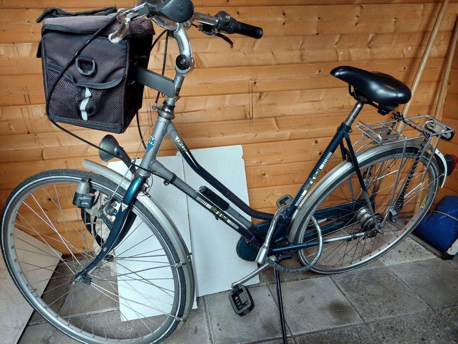 Damesfiets €50, Gebruikt, Velgrem, Versnellingen, Ophalen