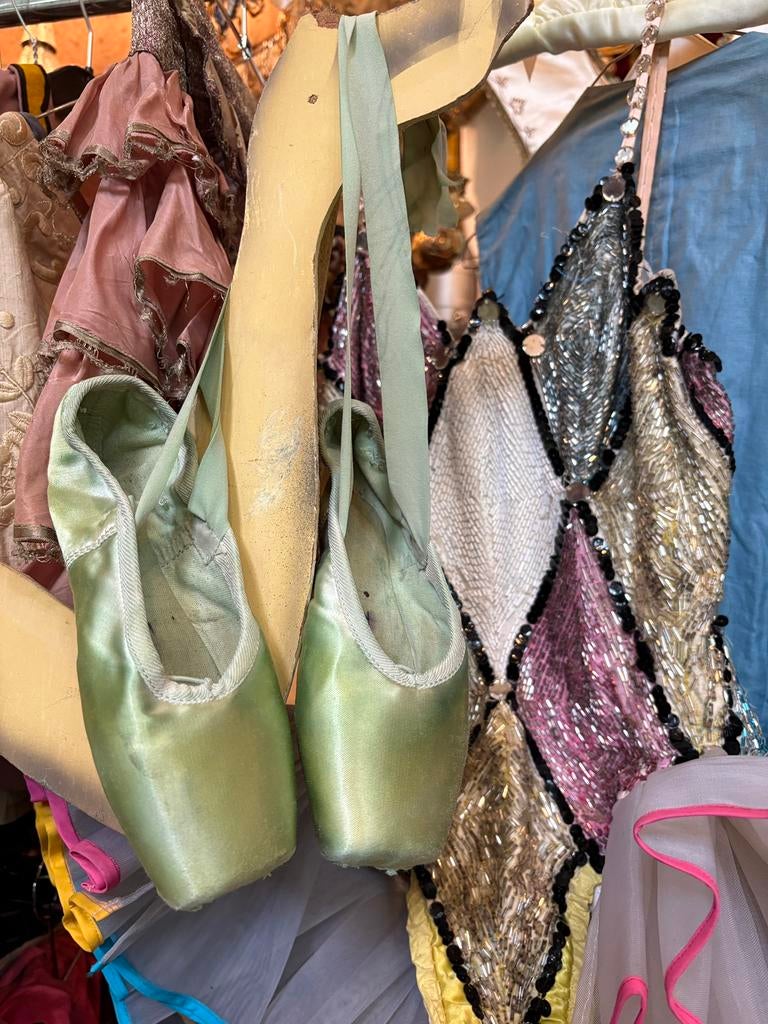 Oude pastelgroene ballerina spitzen, pointes schoentjes, Verzenden