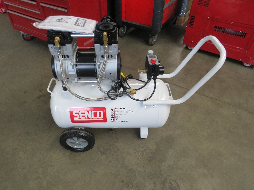 Senco AC24050 -geluidsarme compressor - AFN0033 Nieuw, Doe-het-zelf en Verbouw, Compressors, Ophalen, 6 tot 10 bar, Zandhaarweg