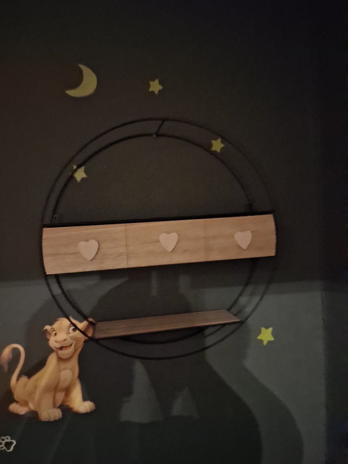 Wandrekje met haakjes en plankje - Kinderkamer decoratie, Huis en Inrichting, Woonaccessoires | Wandplanken en Boekenplanken, Ophalen of Verzenden