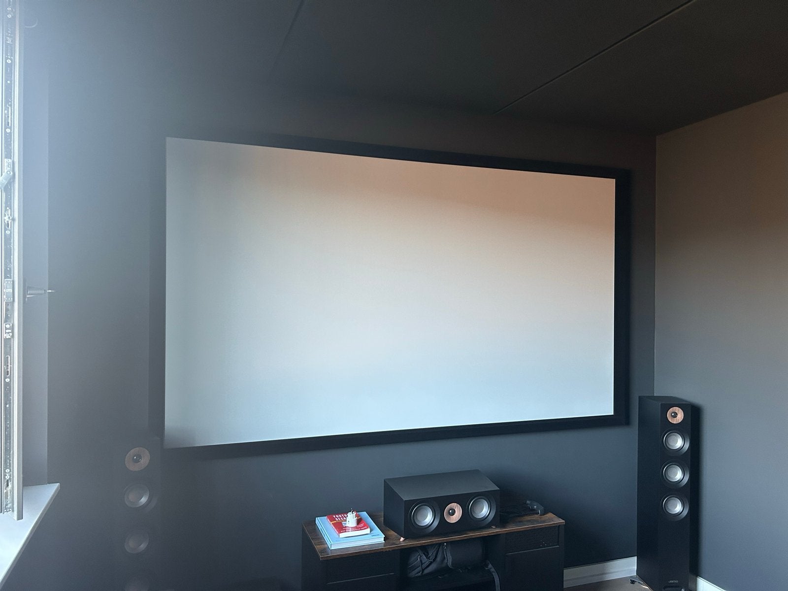 Elite Screens 110 inch Fixed Frame Projectiescherm | 16:9, Audio, Tv en Foto, Projectieschermen, Ophalen, Zo goed als nieuw