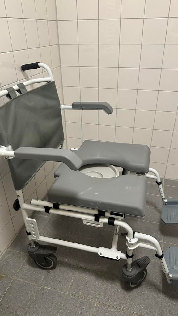 Douche stoel, Ophalen, Gebruikt, Duwrolstoel