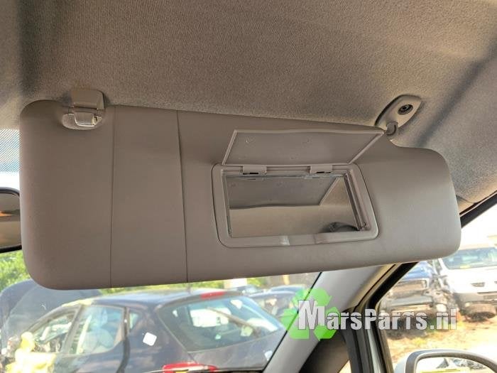 Zonneklep van een Opel Corsa, Gebruikt, -, -, Opel