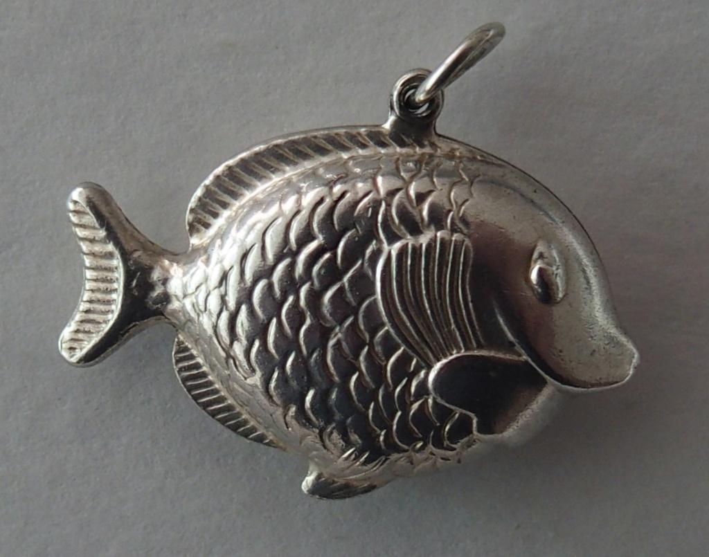 ZILVEREN GROTE VIS, Sieraden, Tassen en Uiterlijk, Antieke sieraden, Hanger, Zilver, Verzenden
