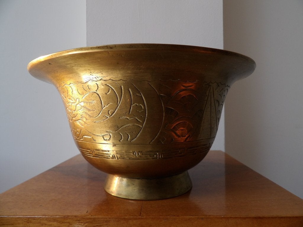 Antieke Chinese Bronzen Kom met Gedetailleerde Gravures, Antiek en Kunst, Ophalen of Verzenden