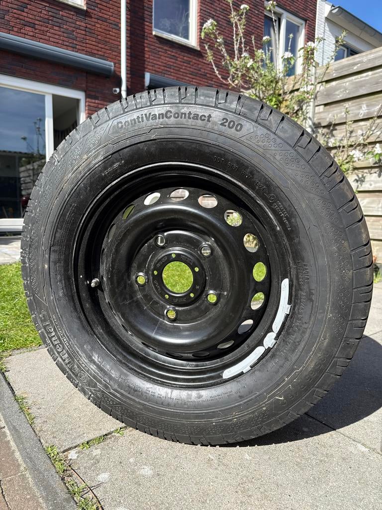Continental ContiVanContact 200 band op stalen velg, Ophalen, Nieuw