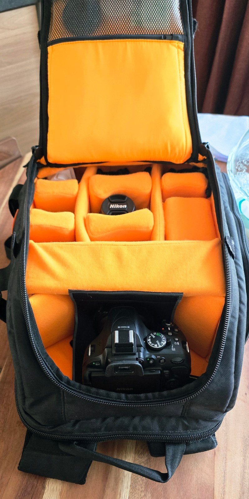 Nikon D5200 met 2 lenzen, 256GB SD kaart en tas

Complete se, Ophalen of Verzenden, Zo goed als nieuw, Schoudertas, Overige merken