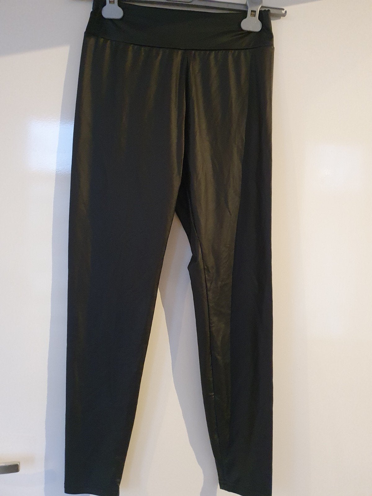 2 zwarte imitatie leren leggings, Legging, Maat 36/38 (S), Zwart, Ophalen of Verzenden