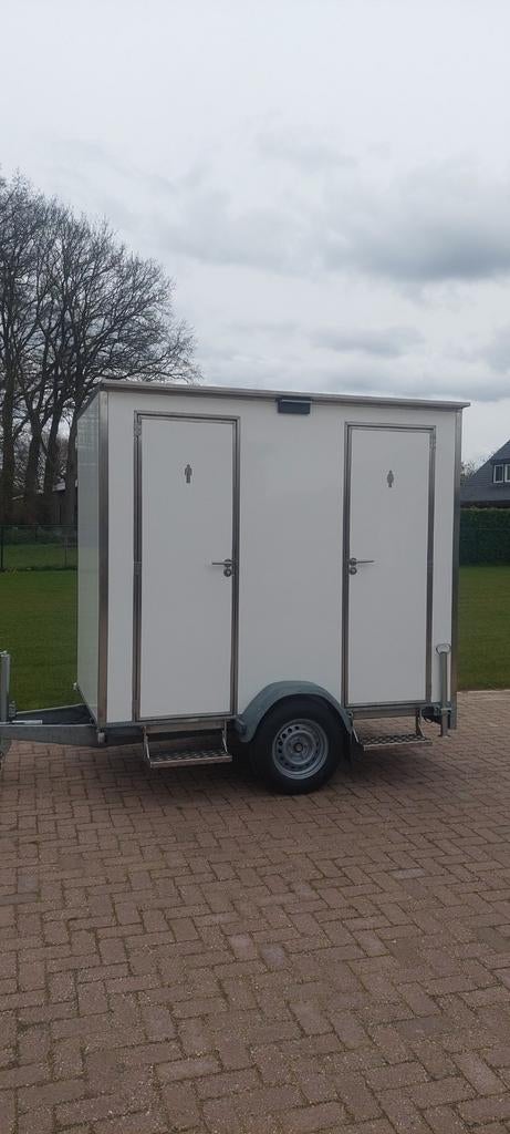 Nette wc wagen toiletwagen te huur!, Ophalen