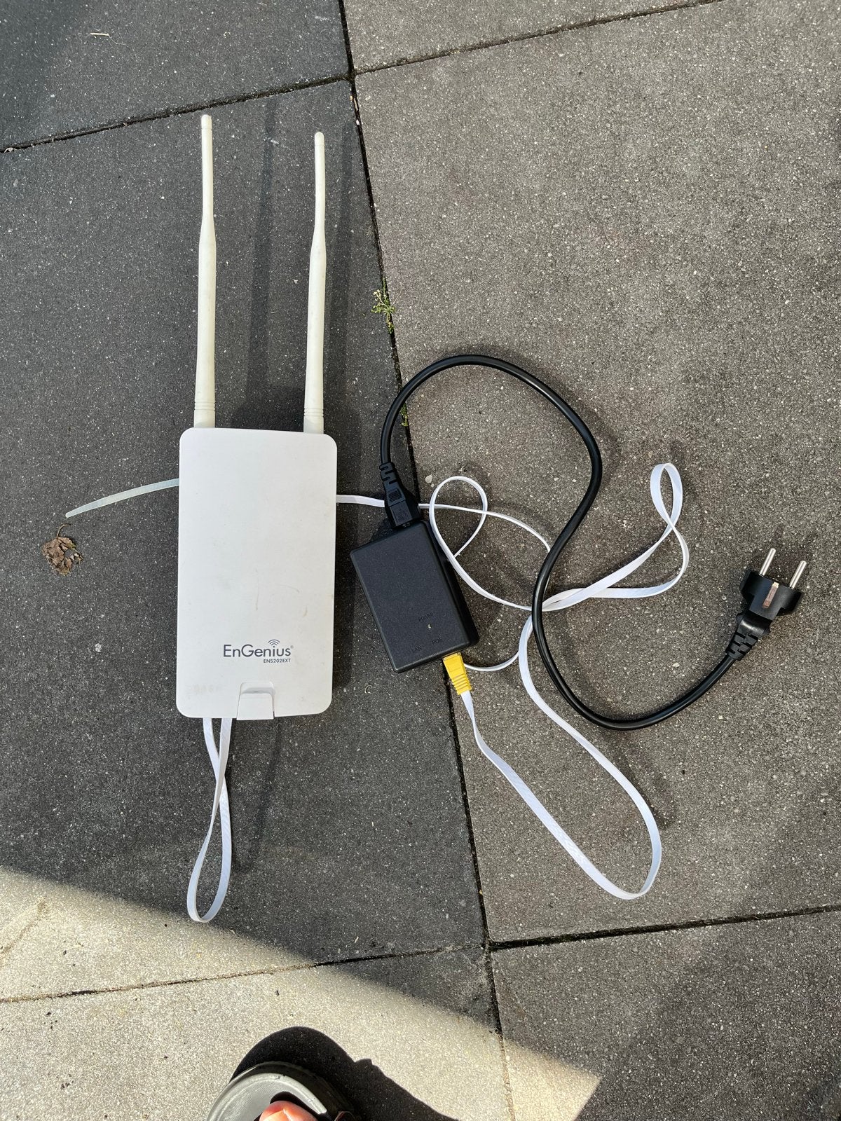EnGenius Router/Access Point, Ophalen of Verzenden, Gebruikt, Router