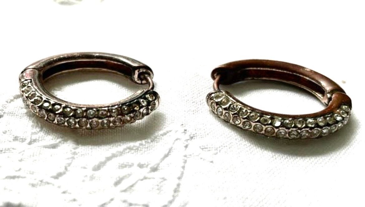 Vintage Zilverkleurige Oorbellen met Strass, Overige materialen, Ophalen of Verzenden, Zilver, Met strass
