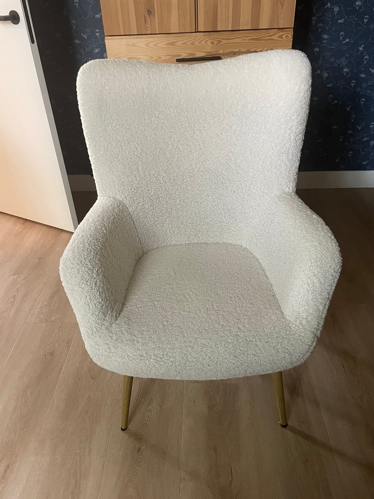 Mooie teddy stof stoel, Huis en Inrichting, Stoelen, Ophalen, Wit, Zo goed als nieuw, Eén