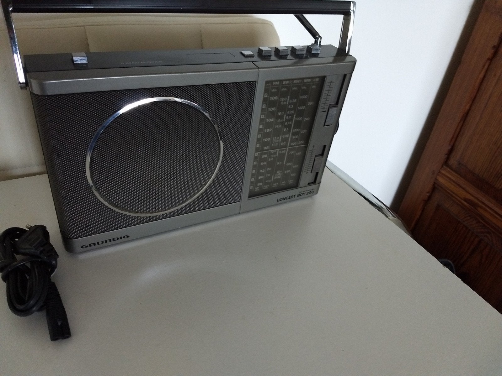Goede Grundig Radio Concert Boy 200, Ophalen, Zo goed als nieuw