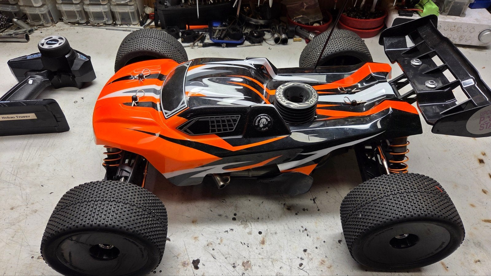 te koop zogoed als nieuwe hobao, Ophalen of Verzenden, Zo goed als nieuw, Schaal 1:8, Nitro
