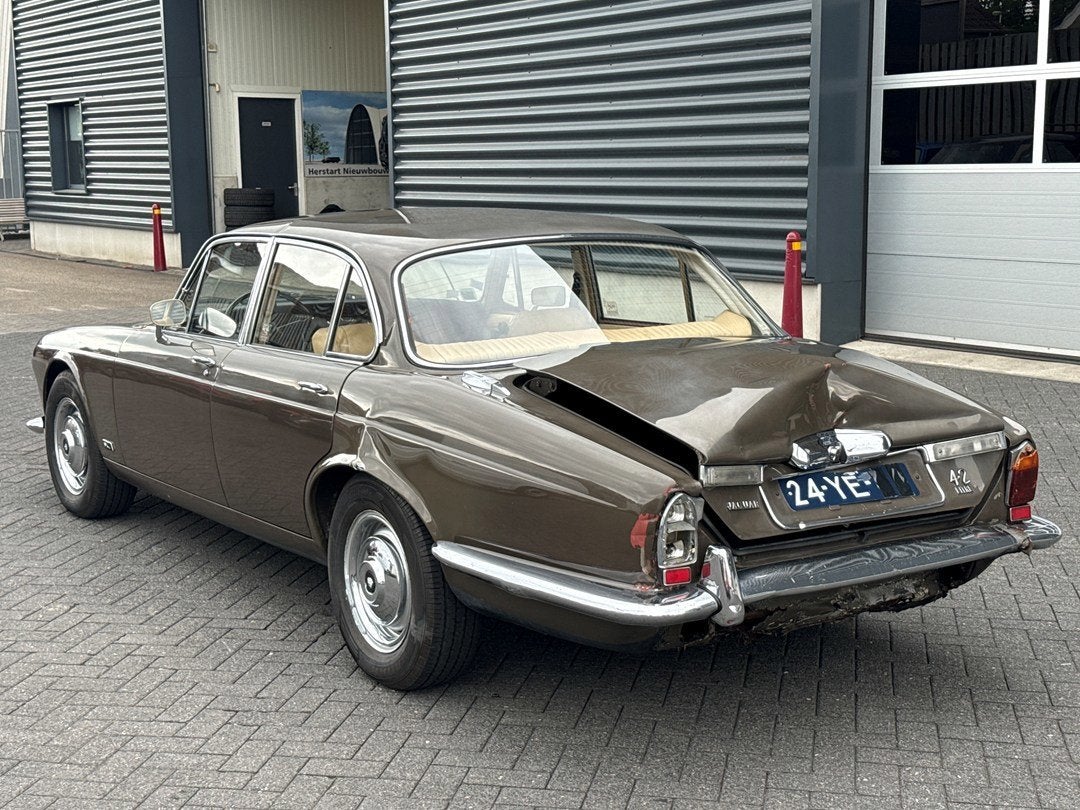 Jaguar XJ6 4,2, Achterwielaandrijving, Gebruikt, Beige, Bruin